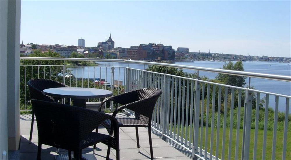 Hotel Warnow Rostock Extérieur photo